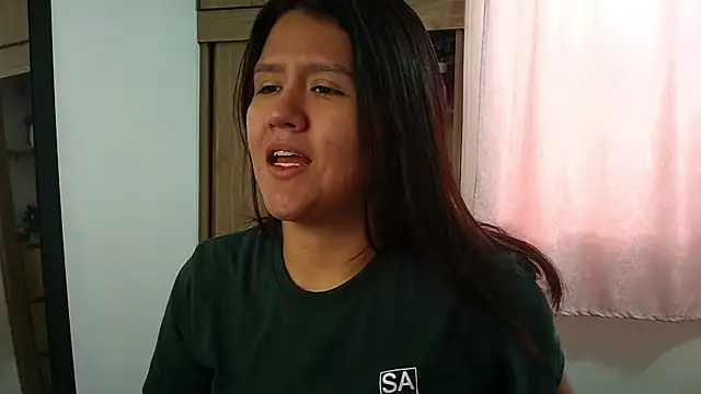 Oliviawatson1's cam snapshot