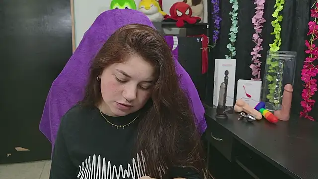 ann_bronw's cam snapshot