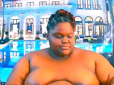 EbonyHotBuns's cam snapshot