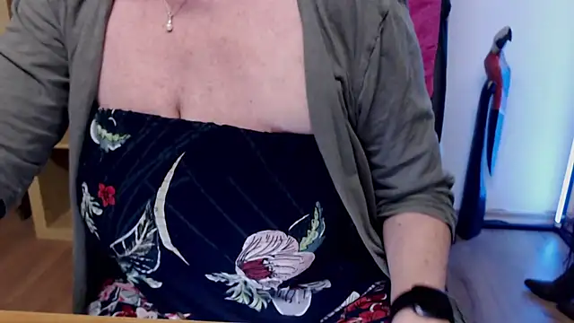 Mone_Live's cam snapshot