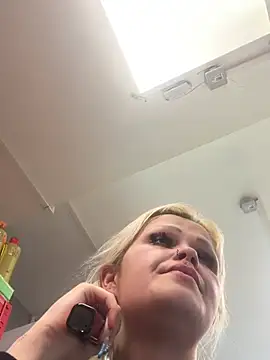 CherryXOX- live sex cam