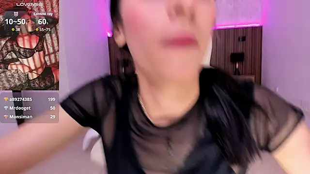 karlaa_james's cam snapshot