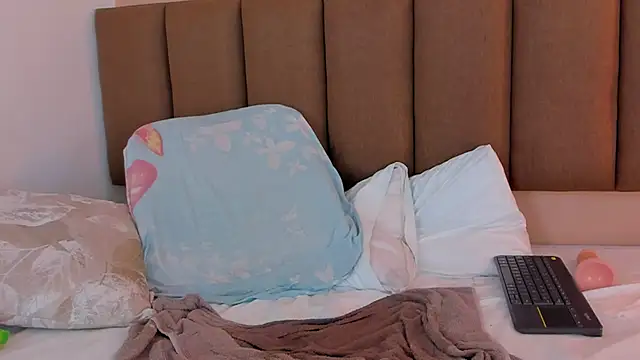 valeriasmith_17's cam snapshot