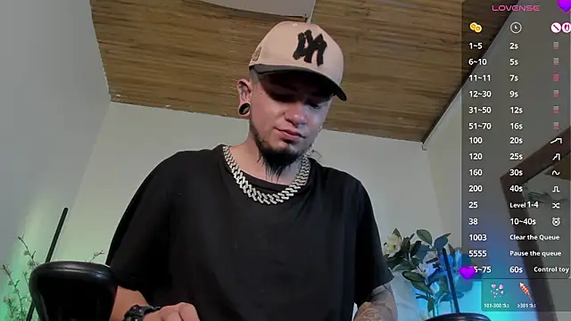 tyler_jones_ live sex cam