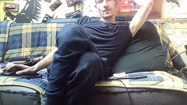 ILOVEhairywoman live sex cam