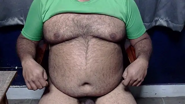 hairysubcub_70 live sex cam