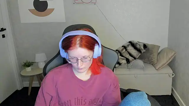 ElizabethHarpper's cam snapshot