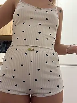 alisa_w's cam snapshot