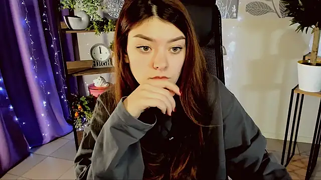 SaraGolben's cam snapshot