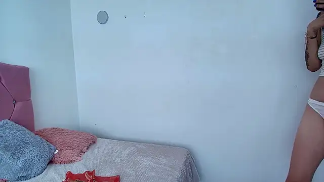 Kalyra_17's cam snapshot