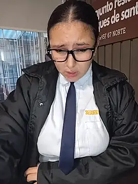 Cute_Penelope's cam snapshot