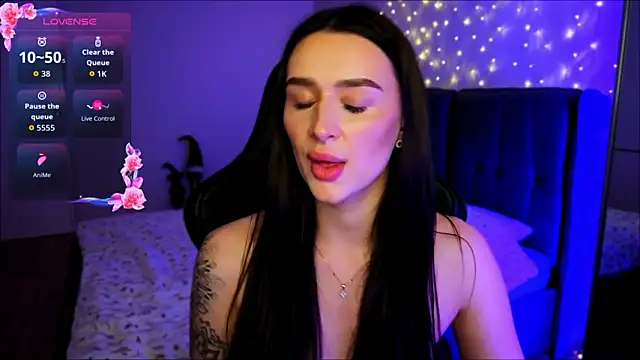 Veronica_Larsson's cam snapshot