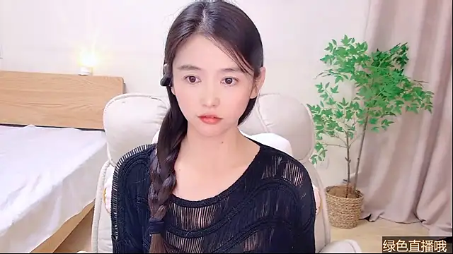 Coco-Sweetie live sex cam