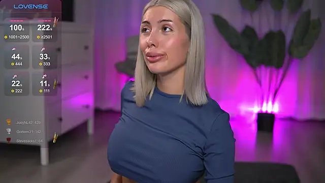 AudreyZanne live sex cam