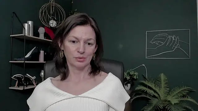 VivianWILD's cam snapshot