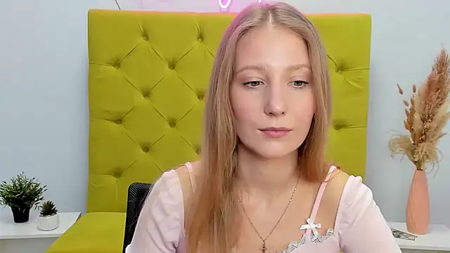 LolaWilsons's cam snapshot