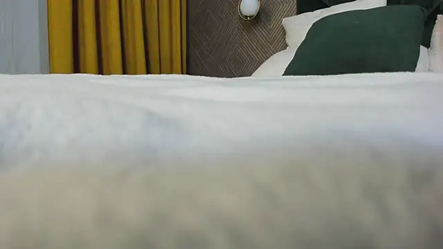 Chloee_White's cam snapshot