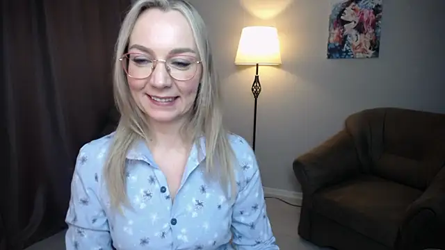 Ava_Elior's cam snapshot