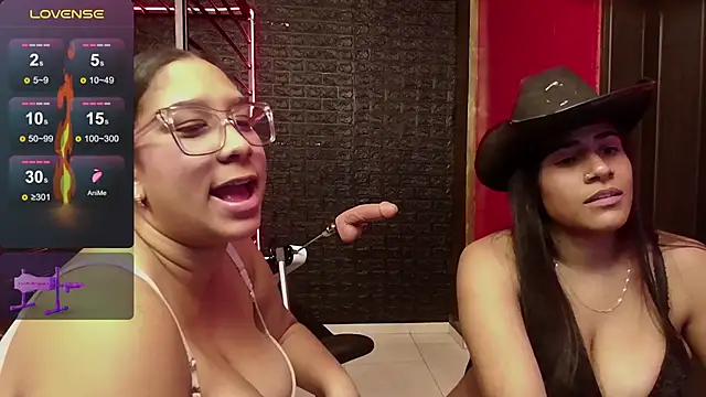 Paola__and__Rubi_'s cam snapshot