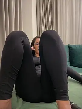 HotXMom_ live sex cam