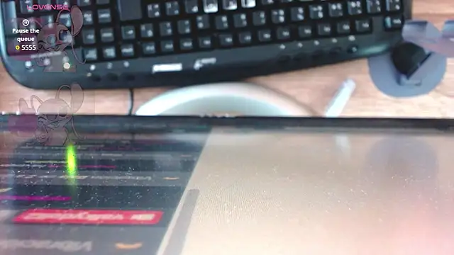 valkydoll2's cam snapshot