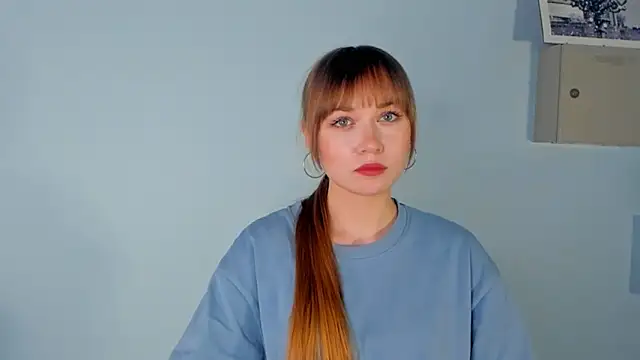 RegenaLinnen's cam snapshot