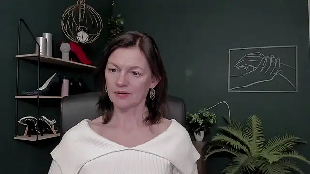 VivianWILD's cam snapshot