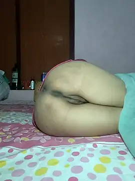 IndianRima's cam snapshot