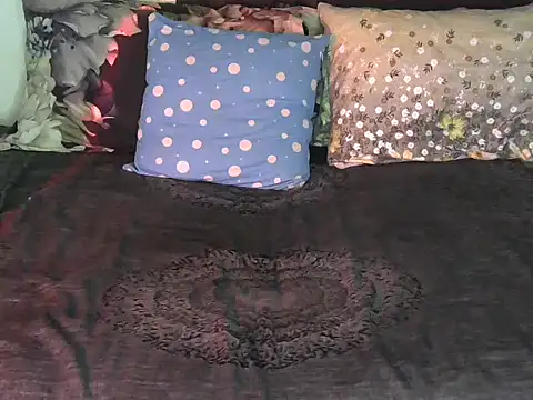 Bella_cute01's cam snapshot