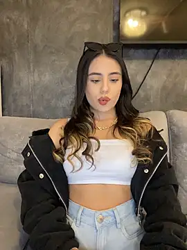 AbyThompson live sex cam