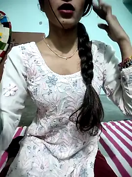 Yours-Zeenat's cam snapshot