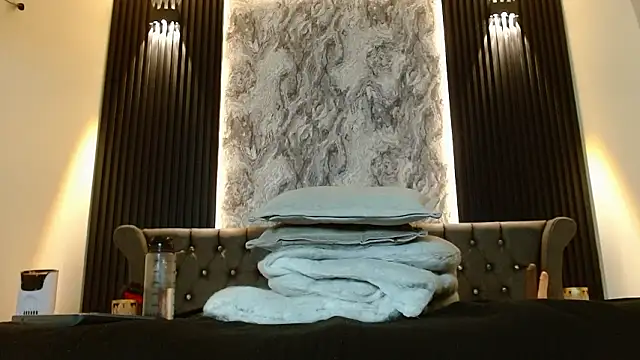 Lolagolden1's cam snapshot