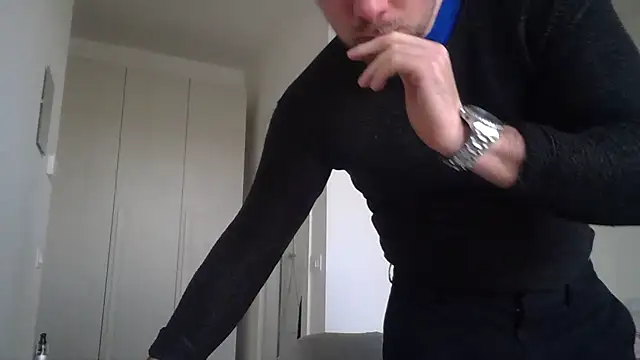 mrlyuis live sex cam