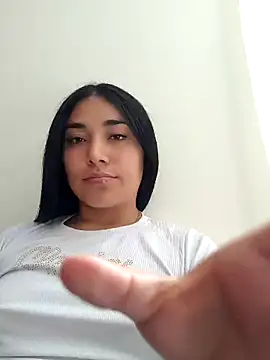 AmberGold-'s cam snapshot