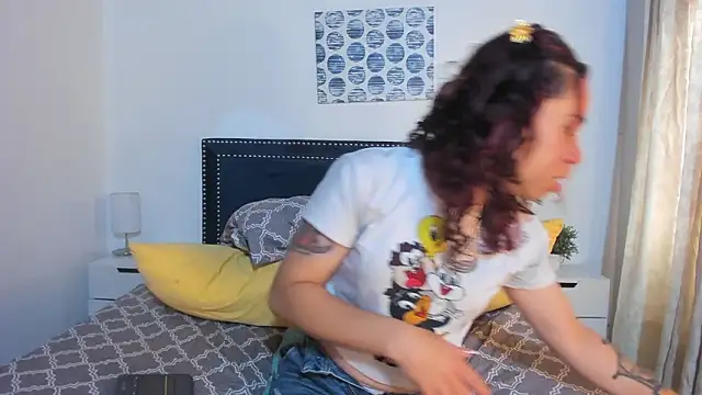 ZulyMichels's cam snapshot