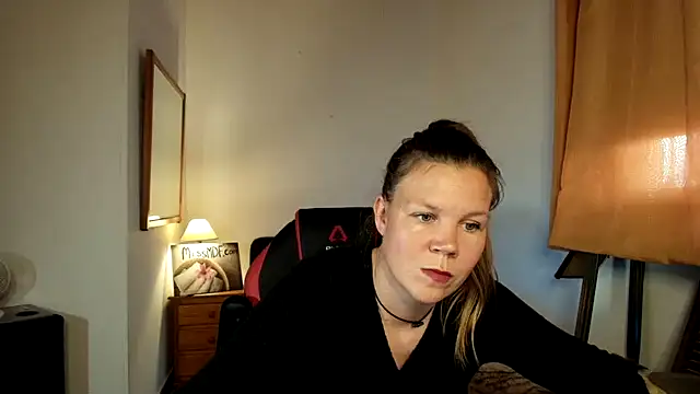 CallMeMaria's cam snapshot