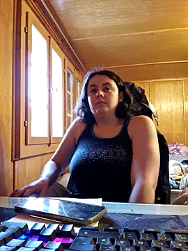 YoungLiisaxx live sex cam