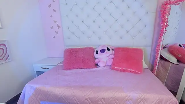 polly_wolf live sex cam