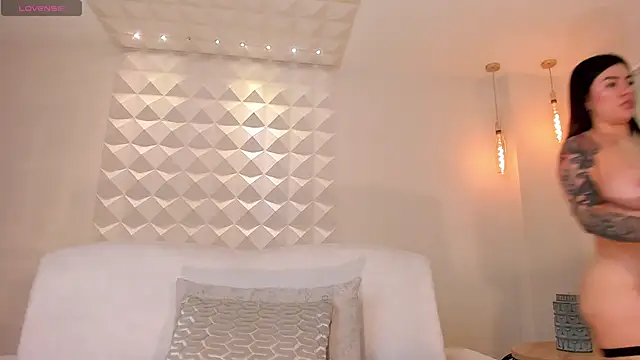 MilaVelvet_'s cam snapshot