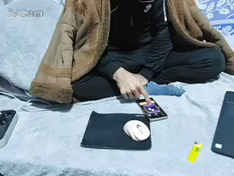 yazin19 live sex cam