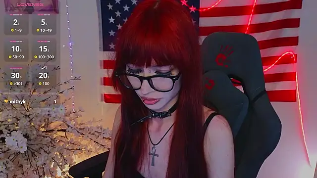 RedRubyMeow live sex cam