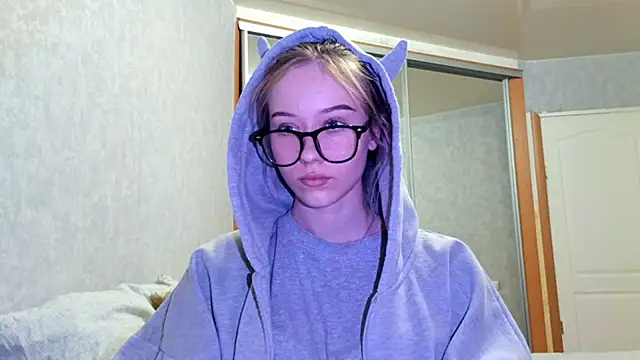 GlidedFill's cam snapshot