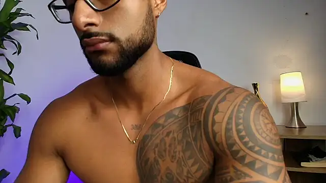 LiamGarcia1's cam snapshot