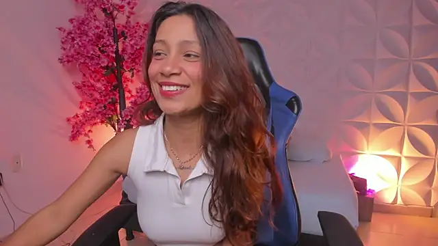 cora_22 live sex cam