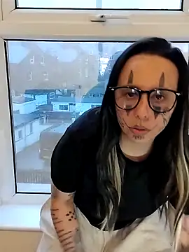 ThatAltGirl's cam snapshot