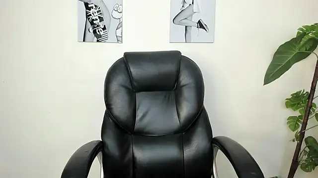 Victoria_Rosee's cam snapshot