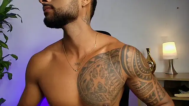 LiamGarcia1 live sex cam