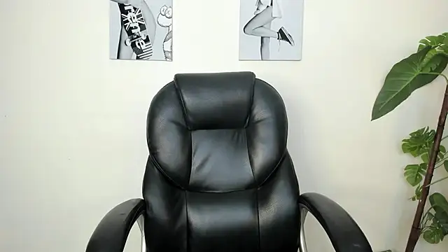 Victoria_Rosee's cam snapshot