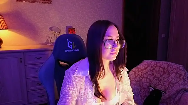 AnneAverry's cam snapshot