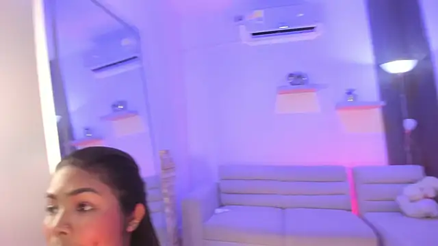 TAHIELA_'s cam snapshot